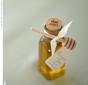 Lemon Yellow Wedding Ideas Honey favours1 Absolute Perfection