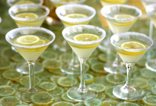 Lemon Yellow Wedding Ideas Lemon cocktail1 e1441780214829 Absolute Perfection