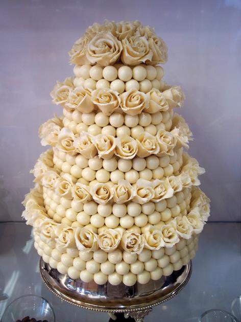 chocolate truffle wedding cake via Chocolate Studio Absolute Perfection