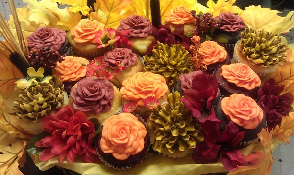 cupcake floral bouquet by HTCupcake via Cake Theatre Absolute Perfection