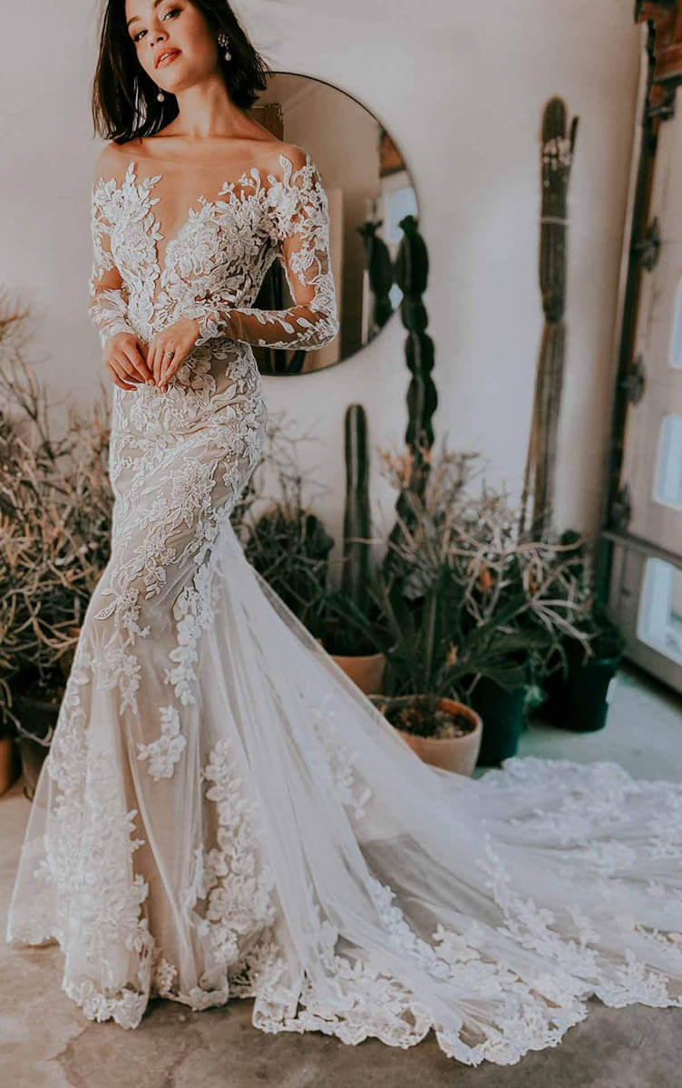 Wedding Dress d3284 by Essence of Australia